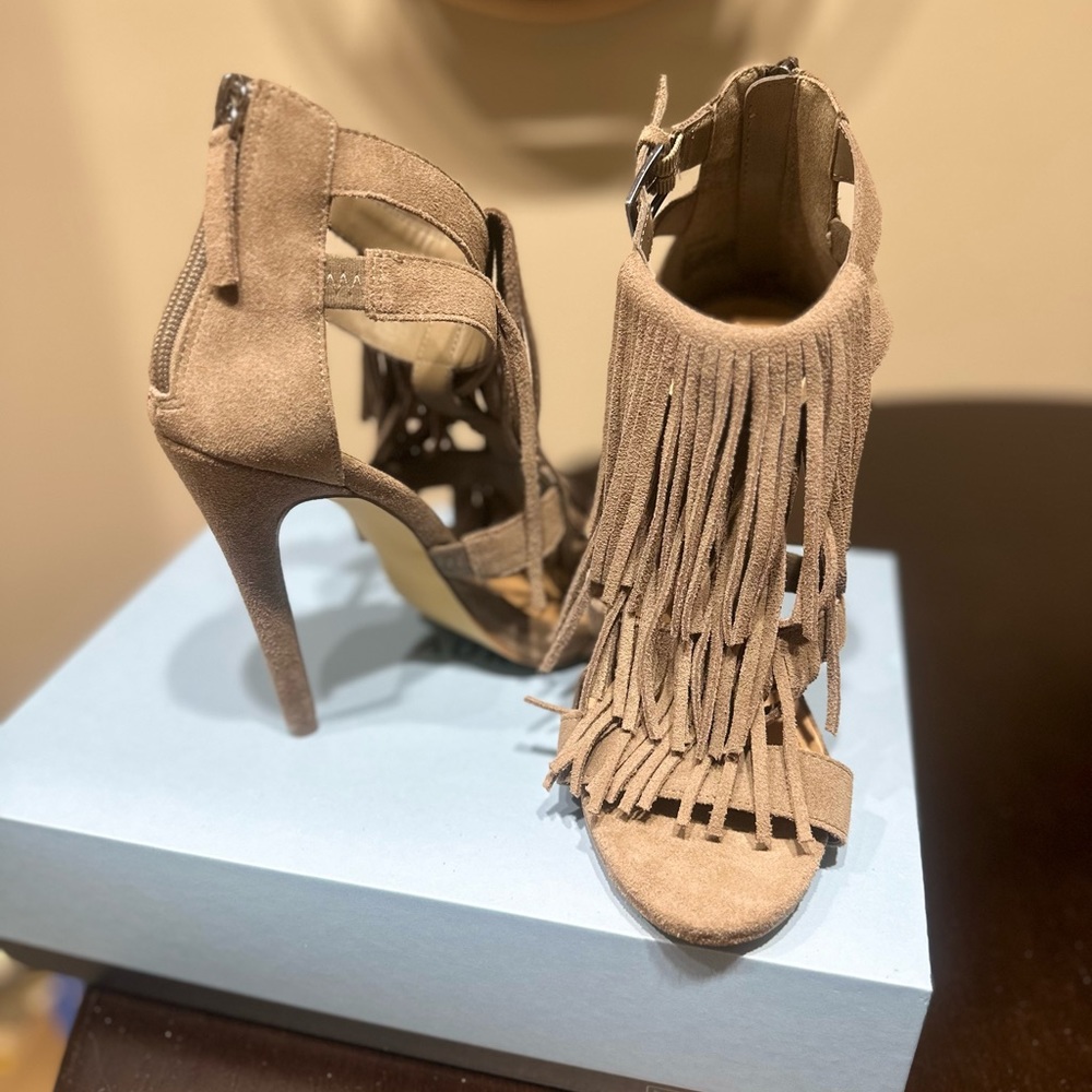 Steve Madden Suede strappy sandals with fringe